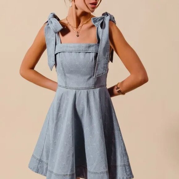 ✨NWT SO ME A Line Fit and Flare‎ Diamond Bow Ribbon Denim Dres - Picture 2 of 10